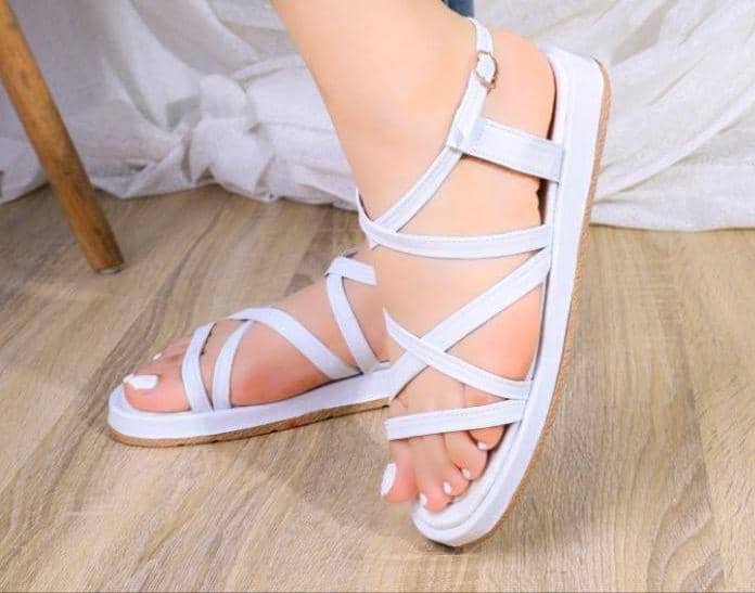 شبط حريمي سيور ابيض