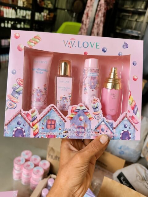 طقم عطور لاف ٤ قطع